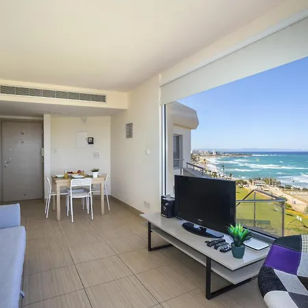 Imagine You And Your Family Renting This Perfect On Fig Tree Bay, 1413