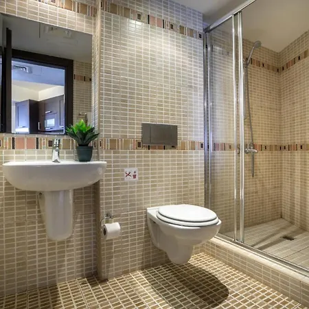 Villa Imagine You And Your Family Renting This Perfect On Fig Tree Bay, 1413 *